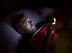 تعرّف على نوسكرول، روبوت ذكاء اصطناعي يقوم بالتصفح السلبي نيابةً عنك