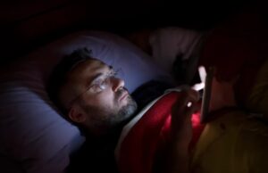 تعرّف على نوسكرول، روبوت ذكاء اصطناعي يقوم بالتصفح السلبي نيابةً عنك