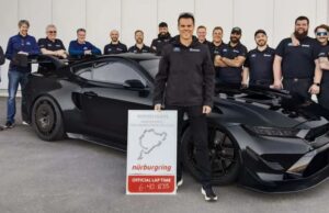 سيارة فورد برونكو جي تي دي باسيدج تحطم الرقم القياسي لسيارة كورفيت زد آر 1 إكس على حلبة نوربورغرينغ بزمن قدره 6:40 دقيقة للفة الواحدة