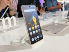 هاتف TCL NXTPAPER 70 Professional، ذو التصميم اللطيف على العينين، متوفر الآن في الولايات المتحدة عبر T-Mobile.