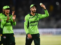 5-32 و18* (17): لاعب باكستاني متعدد المستويات يسجل الرقم القياسي الوطني في أول ظهور له في ODI ضد أستراليا
| itg-ar.com 5-32 و18* (17): لاعب باكستاني متعدد المستويات يسجل الرقم القياسي الوطني في أول ظهور له في ODI ضد أستراليا
| itg-ar.com