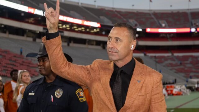 CB John Meredith III من فئة 5 نجوم يختار تكساس CB John Meredith III من فئة 5 نجوم يختار تكساس على Texas A&M
| itg-ar.com