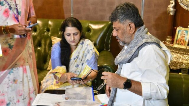 SIR في كارناتاكا: يبدأ التعداد من الباب إلى الباب من منزل رئيس الوزراء؛ يحث DK Shivakumar الناخبين على إكمال التمرين
| itg-ar.com