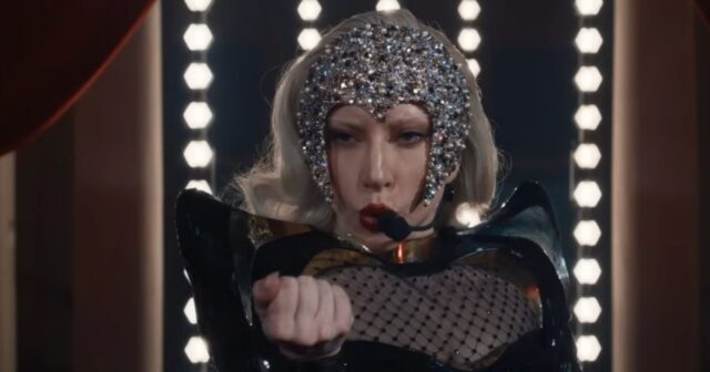 The Devil Wears Prada 2 Clip Goes BTS على مجموعة مدرج ليدي غاغا | حصري
| itg-ar.com