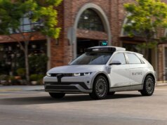 Waymo تعمل على تحويل بطاريات سيارات الأجرة الروبوتية المتقاعدة إلى أنظمة تخزين الطاقة الشمسية
| itg-ar.com Waymo تعمل على تحويل بطاريات سيارات الأجرة الروبوتية المتقاعدة إلى أنظمة تخزين الطاقة الشمسية
| itg-ar.com