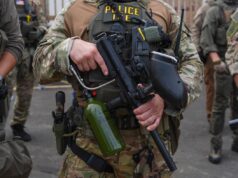 أمريكا وإيران تتبادلان الضربات. ويوافق House على تمويل ICE وBorder Patrol
| itg-ar.com أمريكا وإيران تتبادلان الضربات. ويوافق House على تمويل ICE وBorder Patrol
| itg-ar.com