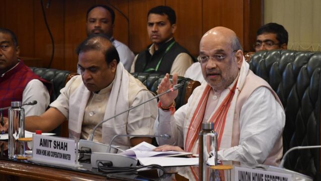 أميت شاه يتصل بـ Assam CM لمناقشة الوضع الشبيه بالفيضانات في أجزاء من الولاية
| itg-ar.com