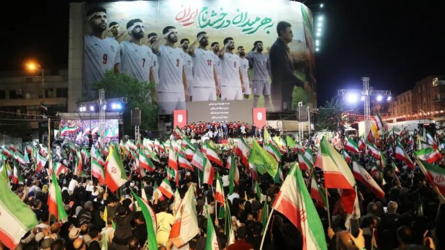 إيران تستخدم أندية كرة القدم للتجسس على المواطنين، وجماعة معارضة إيران تستخدم أندية كرة القدم للتجسس على المواطنين، وجماعة معارضة تحث الفيفا على حظر الفريق قبل كأس العالم
| itg-ar.com