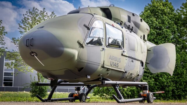 إيرباص تطلق طائرة هليكوبتر بدون طيار U145 ذاتية القيادة بدون إيرباص تطلق طائرة هليكوبتر بدون طيار U145 ذاتية القيادة بدون قمرة قيادة للمهام العسكرية
| itg-ar.com