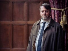 العرض التشويقي للموسم الثاني من مسلسل “Ludwig”: المحقق المحير لديفيد ميتشل يعود إلى BBC وBritBox
| itg-ar.com العرض التشويقي للموسم الثاني من مسلسل "Ludwig": المحقق المحير لديفيد ميتشل يعود إلى BBC وBritBox
| itg-ar.com