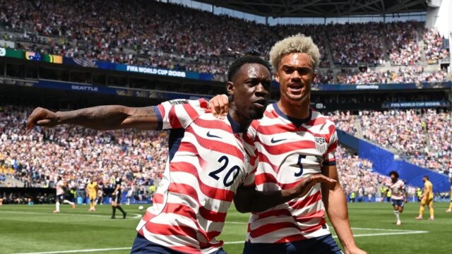 بالوغون، فريمان يقود USMNT إلى تقدم 2-0 في نهاية الشوط بالوغون، فريمان يقود USMNT إلى تقدم 2-0 في نهاية الشوط الأول ضد أستراليا
| itg-ar.com