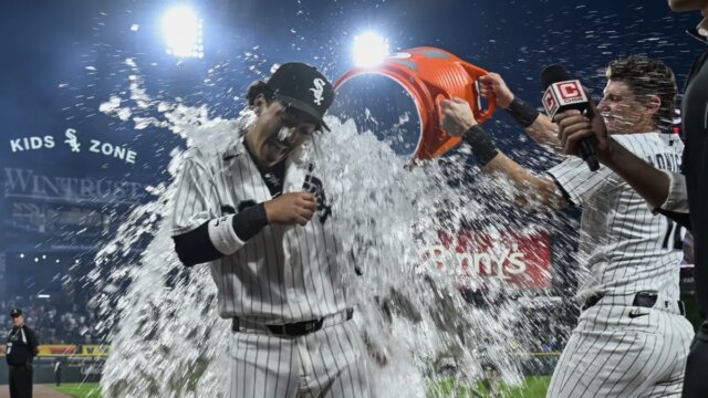 بتشجيع من المعجبين، يتنافس White Sox على اكتساح Guardians | بتشجيع من المعجبين، يتنافس White Sox على اكتساح Guardians
| itg-ar.com