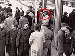 تثير صورة غريبة من الحرب العالمية الثانية ادعاءات جامحة بالسفر تثير صورة غريبة من الحرب العالمية الثانية ادعاءات جامحة بالسفر عبر الزمن بعد أن اكتشف المشاهدون تفاصيل مستحيلة
| itg-ar.com