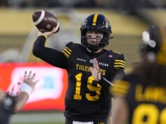 تسعى Tiger-Cats المعاد تحميلها إلى الانتقام من Alouettes في المباراة الافتتاحية لـ CFL
| itg-ar.com تسعى Tiger-Cats المعاد تحميلها إلى الانتقام من Alouettes في المباراة الافتتاحية لـ CFL
| itg-ar.com
