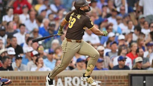تقدم Seiya سوزوكي أغنية منفردة مثل Cubs down Padres
| itg-ar.com