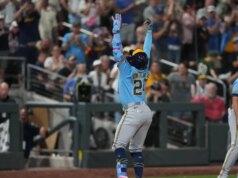 تقرير MLB: تفوق برورز على فريق A 15-14 في 12 جولة في لاس فيغاس
| itg-ar.com تقرير MLB: تفوق برورز على فريق A 15-14 في 12 جولة في لاس فيغاس
| itg-ar.com