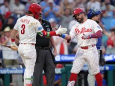 كايل شواربر وبرايس هاربر يخرجان لقيادة فيليز على ميتس مرة أخرى
| itg-ar.com تقرير MLB: كايل شواربر وبرايس هاربر يساعدان فيليز في التغلب على ميتس
| itg-ar.com