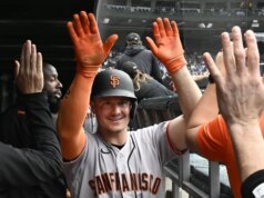 تقرير الدوري MLB: العمالقة جاك 7 أصحاب الأرض، هدم الأشبال
| itg-ar.com تقرير الدوري MLB: العمالقة جاك 7 أصحاب الأرض، هدم الأشبال
| itg-ar.com