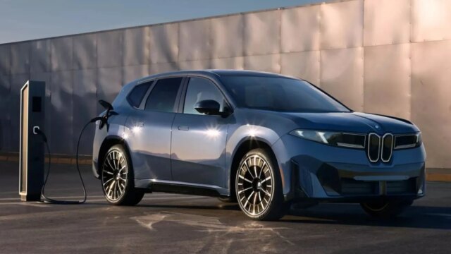 تقطع سيارة BMW iX3 مسافة 485 ميلاً في اختبار نطاق تقطع سيارة BMW iX3 مسافة 485 ميلاً في اختبار نطاق السيارات الكهربائية الرئيسي، لكن السيارة متعددة الأغراض الصينية تسرق الأضواء
| itg-ar.com