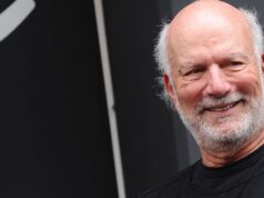 توفي جيمس بوروز، مخرج المسلسلين الكلاسيكيين “Cheers” و”Friends”، عن عمر يناهز 85 عاماً
| itg-ar.com توفي جيمس بوروز، مخرج المسلسلين الكلاسيكيين "Cheers" و"Friends"، عن عمر يناهز 85 عاماً
| itg-ar.com