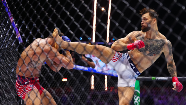 خرج مايكل تشاندلر بوحشية في البيت الأبيض في UFC كما خرج مايكل تشاندلر بوحشية في البيت الأبيض في UFC كما يقترح ماوريسيو روفي بعد النصر
| itg-ar.com