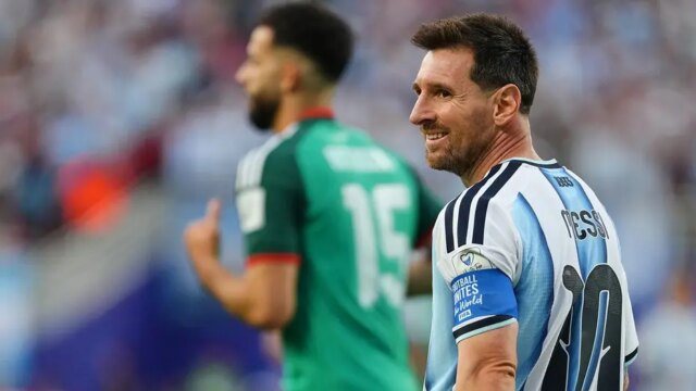 عظمة ليونيل ميسي تتألق بثلاثية في كأس العالم ضد الجزائر عظمة ليونيل ميسي تتألق بثلاثية في كأس العالم ضد الجزائر
| itg-ar.com