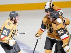 فاز Golden Knights على Hurricanes في لعبة OT Game 3 المزدوجة، وهي واحدة من أعنف مباريات نهائي كأس ستانلي على الإطلاق
| itg-ar.com فاز Golden Knights على Hurricanes في لعبة OT Game 3 المزدوجة، وهي واحدة من أعنف مباريات نهائي كأس ستانلي على الإطلاق
| itg-ar.com