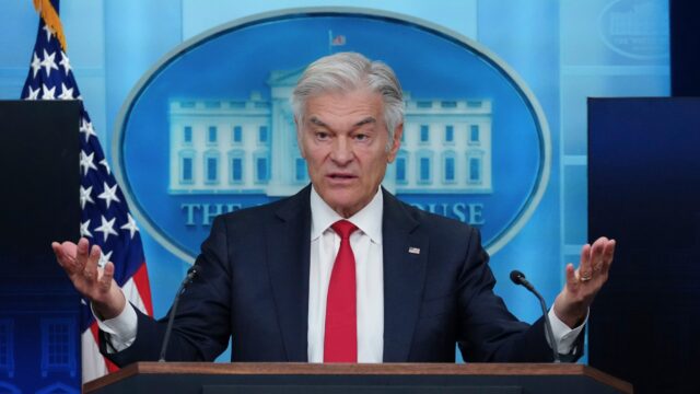 قد يفقد الأشخاص المصابون بالسرطان أو فيروس نقص المناعة البشرية برنامج Medicaid
| itg-ar.com