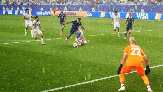 كأس العالم لكرة القدم 2026 | تحديثات حية لمباراة فرنسا كأس العالم لكرة القدم 2026 | تحديثات حية لمباراة فرنسا والعراق: يستأنف اللعب بعد تأخير الطقس
| itg-ar.com