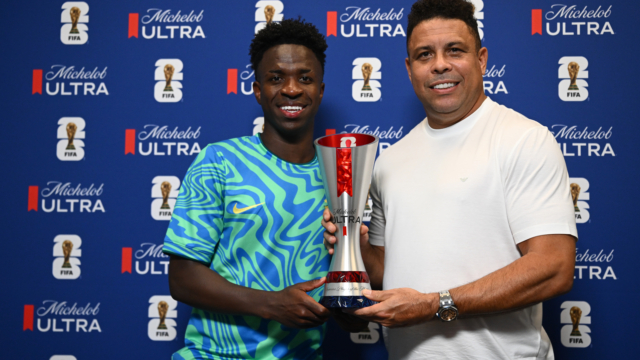 كل لاعب فائز بالمباراة في كأس العالم بما في ذلك ليونيل ميسي وإيرلينج هالاند
| itg-ar.com