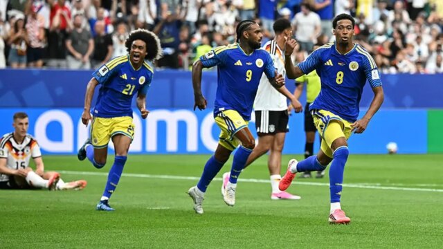 كوراكاو تذهل ألمانيا في كأس العالم بهدف تاريخي يرسل المشجعين كوراكاو تذهل ألمانيا في كأس العالم بهدف تاريخي يرسل المشجعين إلى حالة من الجنون المفهوم
| itg-ar.com