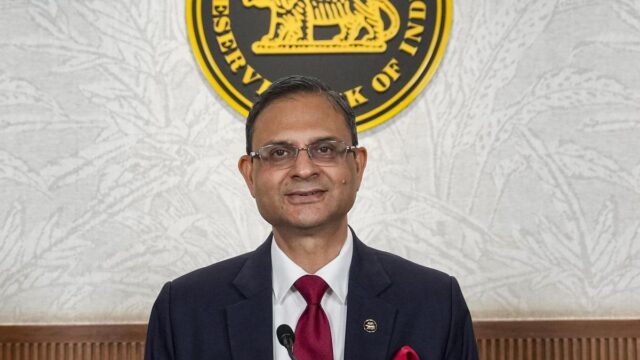 لجنة السياسة النقدية في بنك الاحتياطي الهندي (RBI): معدل إعادة الشراء دون تغيير عند 5.25٪
| itg-ar.com