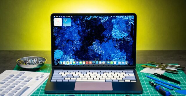 لقد قمت بتخصيص جهاز MacBook Neo بقطع غيار ملونة
| itg-ar.com