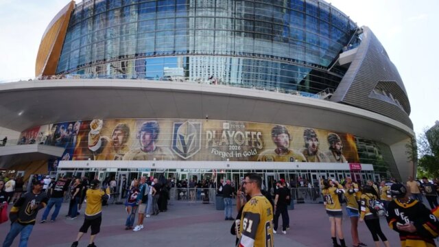 مالك فريق NHL's Knights يطلق عرضًا للحصول على امتياز توسعة مالك فريق NHL's Knights يطلق عرضًا للحصول على امتياز توسعة الدوري الأمريكي لكرة السلة للمحترفين في فيغاس
| itg-ar.com
