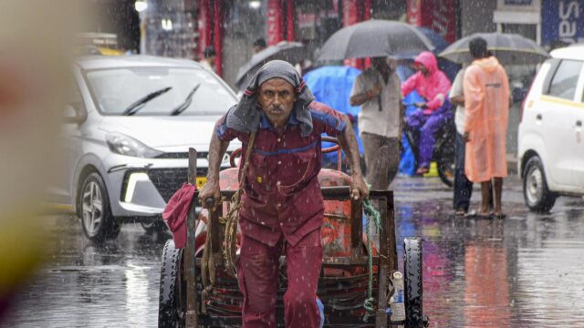 متتبع الرياح الموسمية LIVE: IMD يتوقع هطول أمطار غزيرة وعواصف رعدية في مومباي
| itg-ar.com