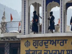مجموعة من Nihangs تقتحم غوردوارا في Rudraprayag، واحتجزت أحد أتباع السيخ كرهينة على السطح
| itg-ar.com مجموعة من Nihangs تقتحم غوردوارا في Rudraprayag، واحتجزت أحد أتباع السيخ كرهينة على السطح
| itg-ar.com