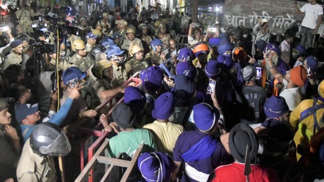 موضح | أوتارانتشال Nihang السيخ الجدل
| itg-ar.com