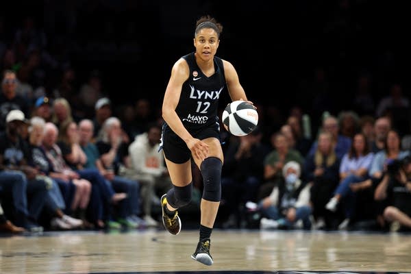 نيا كوفي هي أحدث الوافدة الجديدة التي ازدهرت مع Lynx نيا كوفي هي أحدث الوافدة الجديدة التي ازدهرت مع Lynx تحت قيادة شيريل ريف
| itg-ar.com