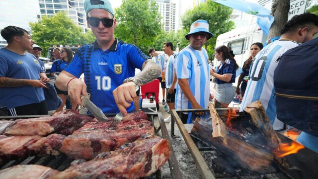 هناك جدل كبير حول لحم البقر في كأس العالم، حيث يتدفق مشجعو الأرجنتين إلى تكساس
| itg-ar.com