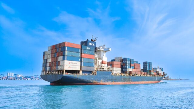 ولا تزال تكاليف الشحن تشكل عبئا على مصدري المشروعات المتناهية الصغر والصغيرة والمتوسطة
| itg-ar.com