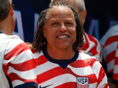 يشارك أسطورة كرة القدم الأمريكية كوبي جونز الرسالة التي سيسلمها إلى USMNT مع انطلاق كأس العالم 2026
| itg-ar.com يشارك أسطورة كرة القدم الأمريكية كوبي جونز الرسالة التي سيسلمها إلى USMNT مع انطلاق كأس العالم 2026
| itg-ar.com