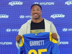 يعتقد مشجعو اتحاد كرة القدم الأميركي أن براون فاز بتجارة مايلز جاريت
| itg-ar.com يعتقد مشجعو اتحاد كرة القدم الأميركي أن براون فاز بتجارة مايلز جاريت
| itg-ar.com