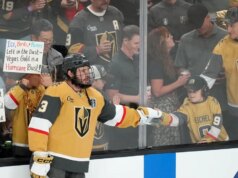يعود Brayden McNabb إلى اللعب في اللعبة 3 لـ Golden Knights
| itg-ar.com يعود Brayden McNabb إلى اللعب في اللعبة 3 لـ Golden Knights
| itg-ar.com