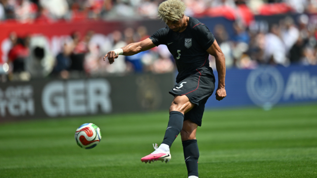 يغتنم أنطوني روبنسون الفرصة لإثارة الإعجاب، لكن USMNT حصل على يغتنم أنطوني روبنسون الفرصة لإثارة الإعجاب، لكن USMNT حصل على تحذير صارخ بشأن كأس العالم
| itg-ar.com