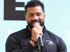 يقبل راسل ويلسون عرض العمل الجديد مع CBS Sports ولكن لا يزال بإمكانه العودة للعب في NFL في عام 2027
| itg-ar.com يقبل راسل ويلسون عرض العمل الجديد مع CBS Sports ولكن لا يزال بإمكانه العودة للعب في NFL في عام 2027
| itg-ar.com
