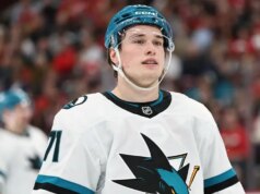 Macklin Celebrini هو اللاعب الجديد الأعلى أجراً في NHL بعد توقيعه على تمديد هائل مع Sharks
| itg-ar.com Macklin Celebrini هو اللاعب الجديد الأعلى أجراً في NHL بعد توقيعه على تمديد هائل مع Sharks
| itg-ar.com