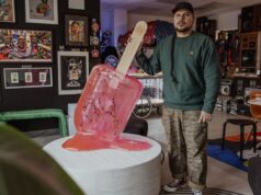 أحضر فنان “ICE Pops” إلى حرم جامعي في تكساس. تم إيقاف العرض منذ أيام
| itg-ar.com أحضر فنان "ICE Pops" إلى حرم جامعي في تكساس. تم إيقاف العرض منذ أيام
| itg-ar.com