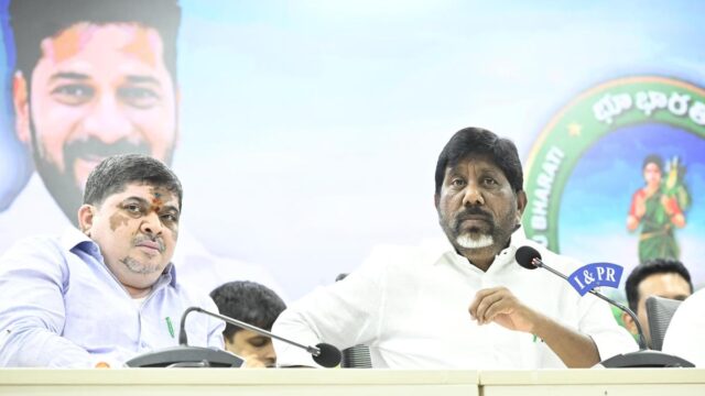 ارتفعت ديون Telangana المستحقة من 90.161 كرور روبية إلى 8.21 ارتفعت ديون Telangana المستحقة من 90.161 كرور روبية إلى 8.21 كرور روبية في فترة BRS البالغة 10 سنوات: بهاتي فيكراماركا
| itg-ar.com
