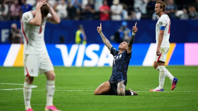 الأرجنتين تصعق إنجلترا بريمونتادا مثيرة وتتأهل إلى نهائي كأس العالم الأرجنتين تصعق إنجلترا بريمونتادا مثيرة وتتأهل إلى نهائي كأس العالم أمام إسبانيا
| itg-ar.com