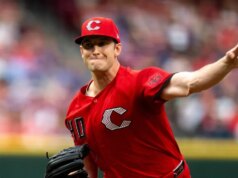الريدز يضعون LHP Nick Lodolo (نفطة الإصبع) في قائمة المصابين لمدة 15 يومًا
| itg-ar.com الريدز يضعون LHP Nick Lodolo (نفطة الإصبع) في قائمة المصابين لمدة 15 يومًا
| itg-ar.com